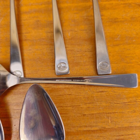 Vintage Eastern Airlines In-Flight Flatware, 8 Spoons - Picture 4 of 5